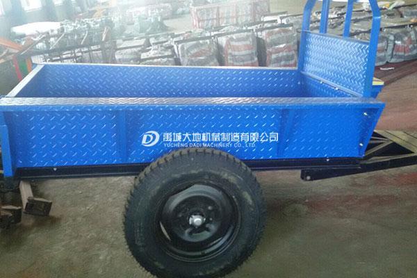 手扶拖车